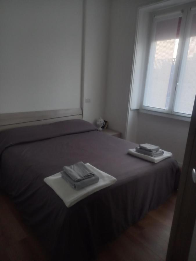 Appartement Bilocale 7 Piano Balcone Vista Skyline à Milan Extérieur photo